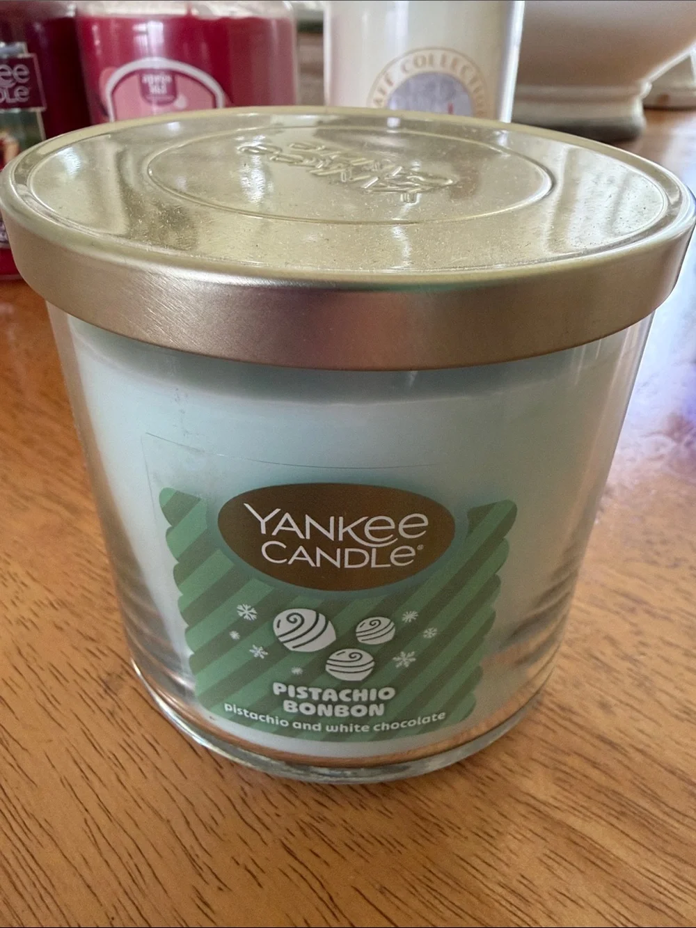 Yankee Candle 3 wick Pistachio Bonbon New